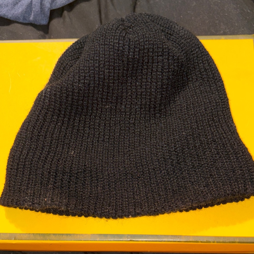 Classic Unisex Black Knit Beanie - Picture 3 of 3